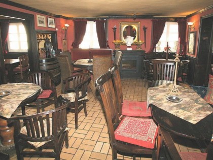 照片: Christ  Wirtshaus 